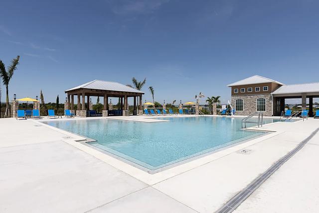 Cocoa Grand | 305 Laredo Dr, Cocoa, FL 32926